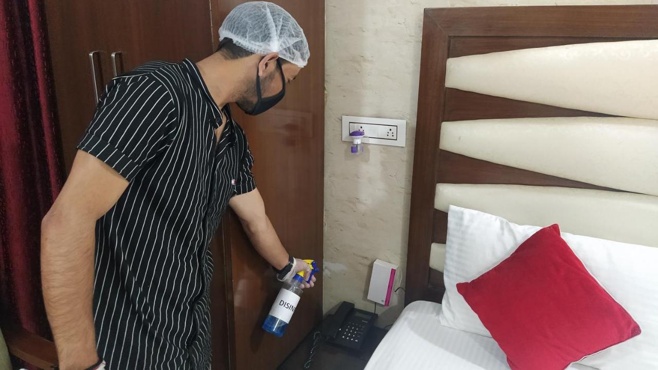 欧亚莫哈里国际机场酒店 Zirakpur 外观 照片
